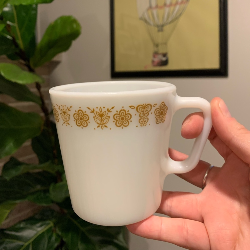 Vintage Pyrex mugs